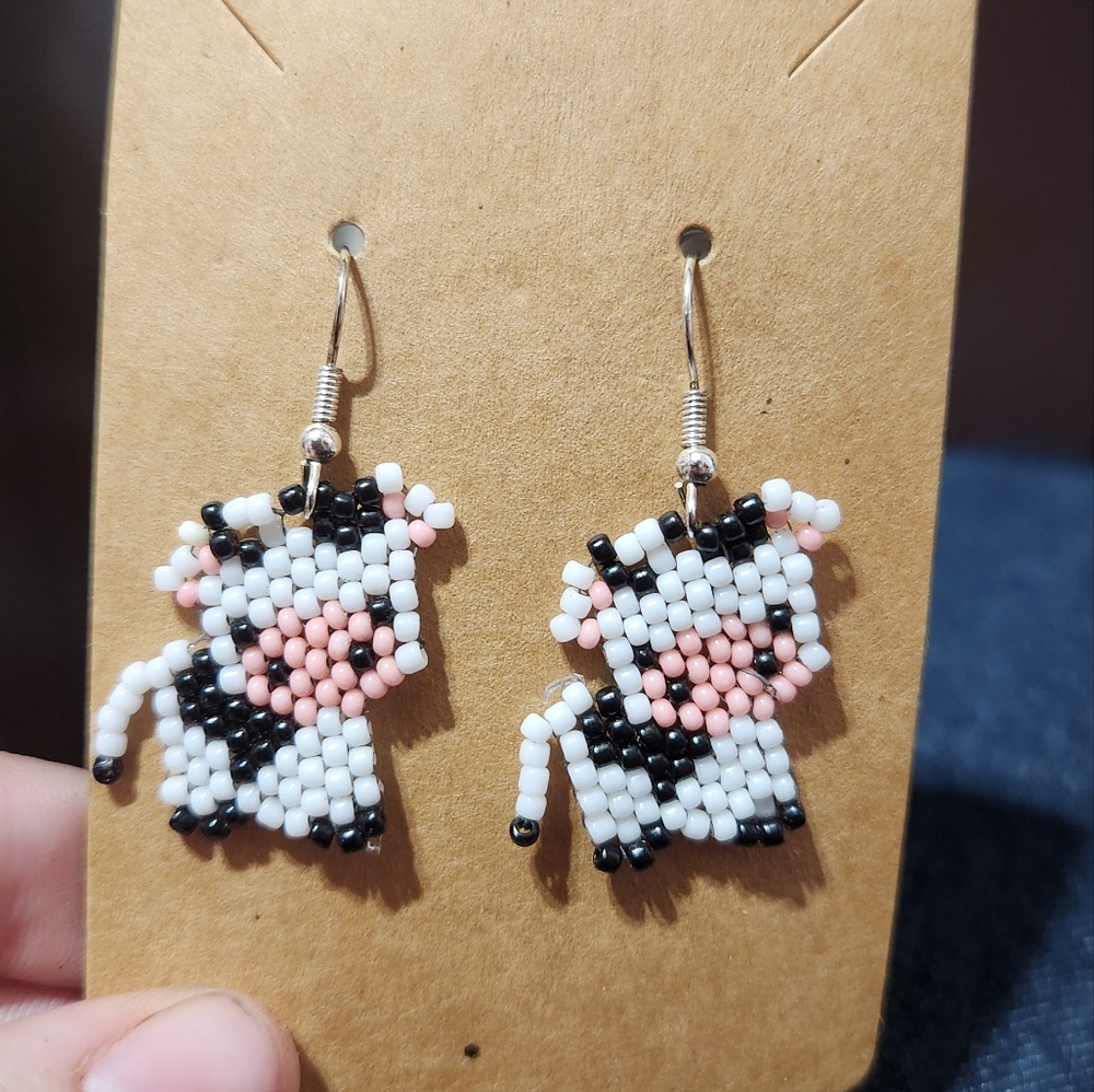 Cute Cow Earrings 🐄